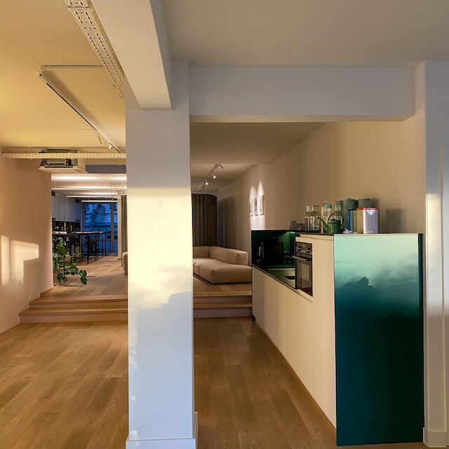 VIVA OFFICE: Our kitchen, after-before.