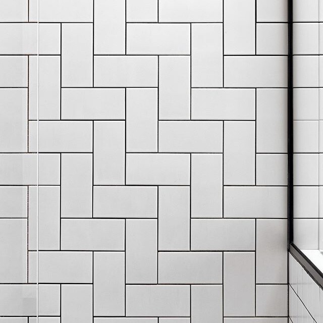 BATHROOM TILES SPECIAL: An interesting contrast…